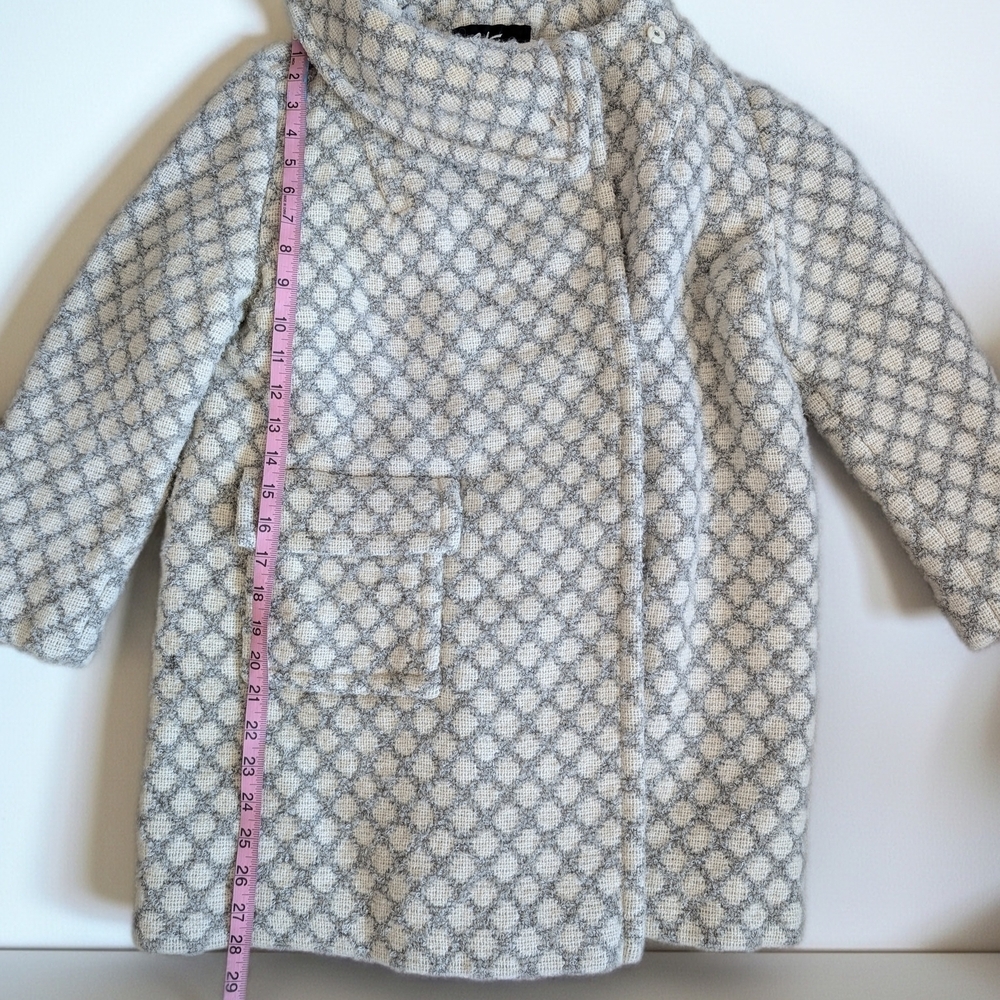 Elegant, Vintage Wool, Light Gray And Beige Patterned Women's Coat and Dress Set - Picture 8 of 16